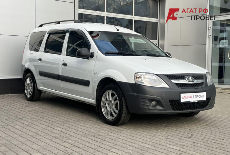 LADA Largus универсал (7м) 2018 года с пробегом 90 882 км