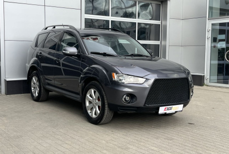 Mitsubishi Outlander 2011 года с пробегом 277 197 км