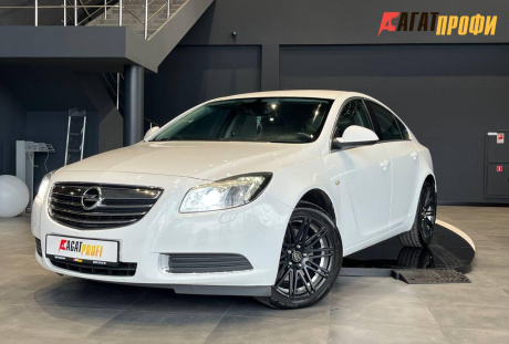 Opel Insignia 2011 года с пробегом 124 838 км