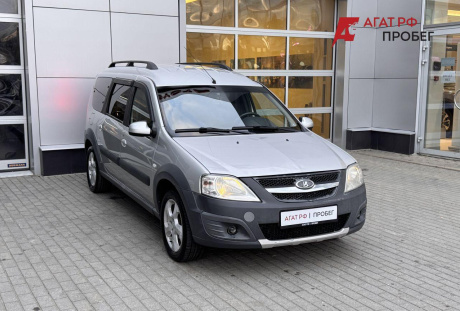 LADA Largus Caravan 2016 года с пробегом 127 658 км