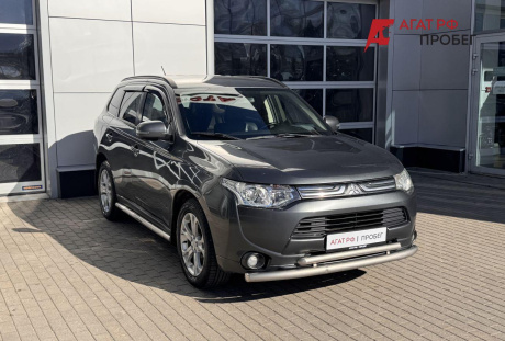 Mitsubishi Outlander 2013 года с пробегом 383 159 км