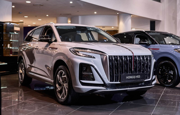 Hongqi HS3 1.5T Комфорт (Comfort Bi-color) 25 г.в.