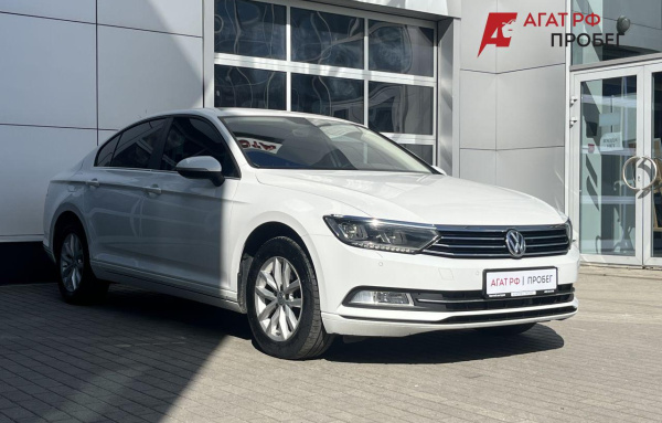 Volkswagen Passat 2015 года с пробегом 78 568 км, фото 1