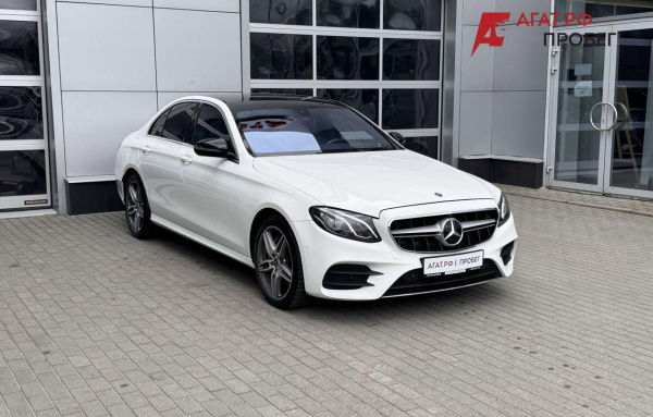 Mercedes-Benz E-Класс седан 2018 года с пробегом 162 448 км, фото 1