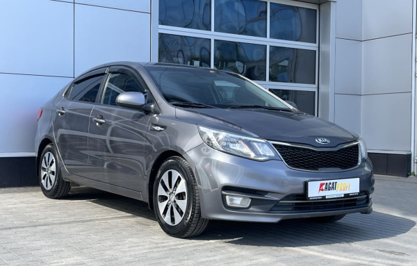 Kia Rio 2015 года с пробегом 91 584 км, фото 1