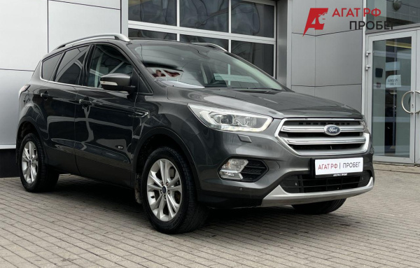 Ford Kuga 2018 года с пробегом 220 233 км, фото 1