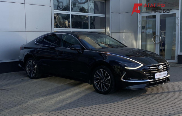 Hyundai Sonata 2021 года с пробегом 77 252 км, фото 1