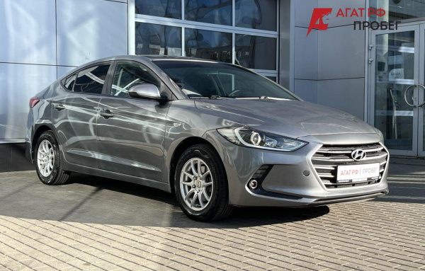 Hyundai Elantra 2017 года с пробегом 189 951 км, фото 1