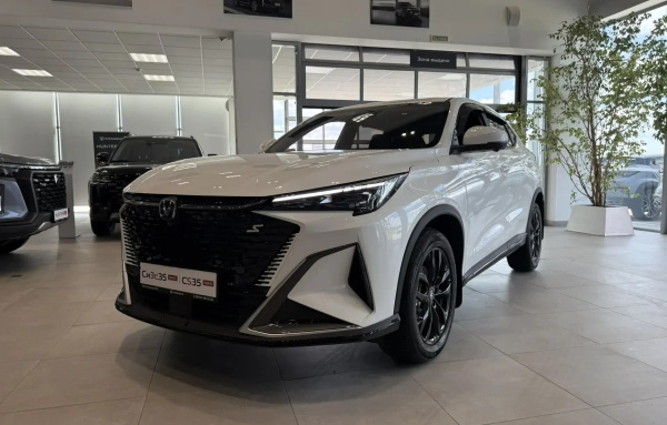 Changan CS35 MAX 1.5T робот. Люкс 26 г.в