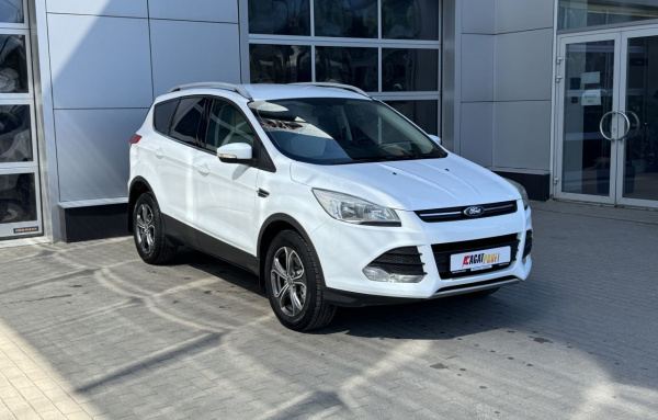Ford Kuga 2015 года с пробегом 154 022 км, фото 1