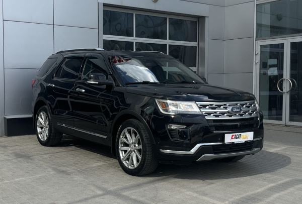 Ford Explorer 2018 года с пробегом 157 746 км, фото 1